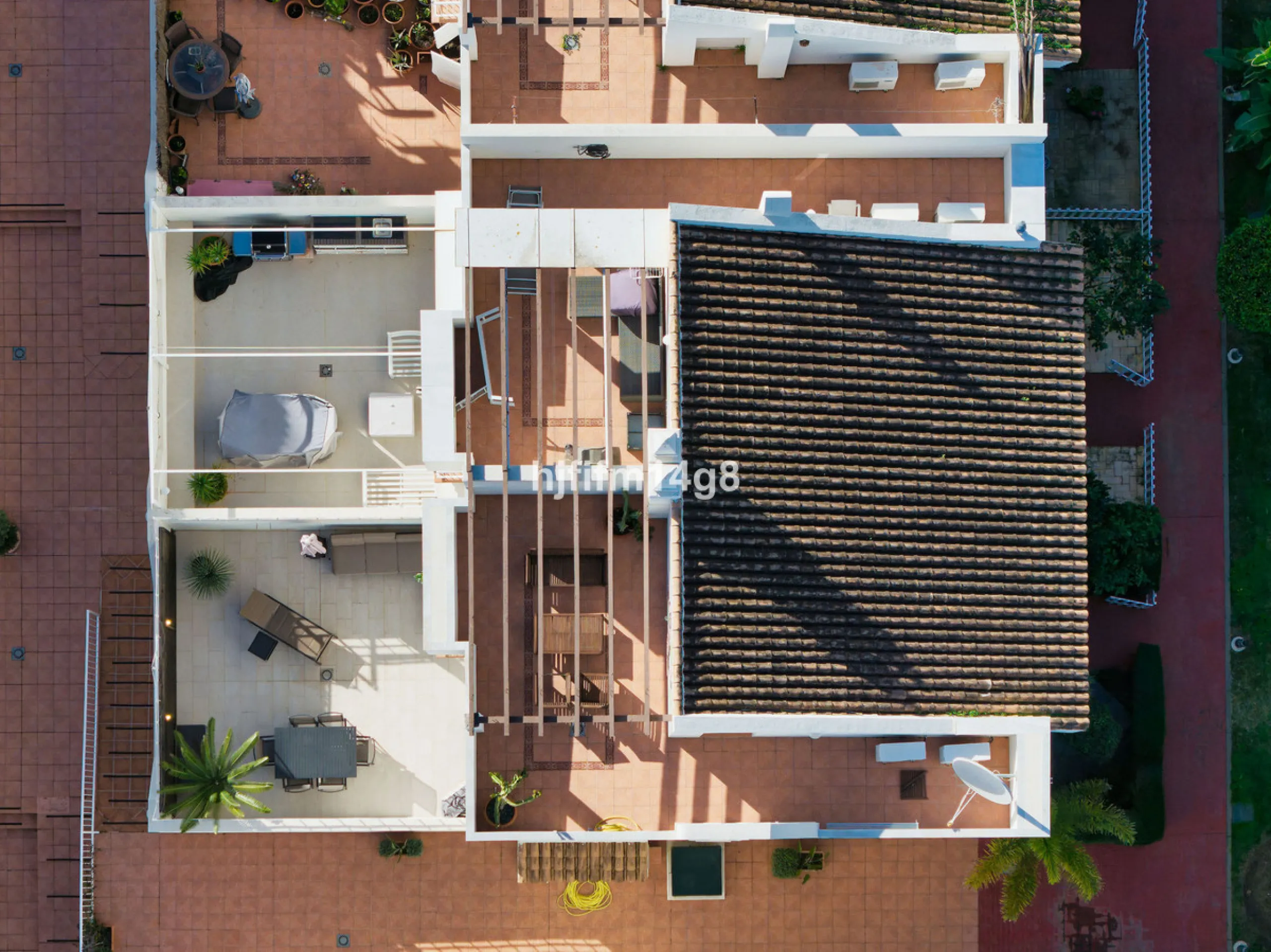 This stunning 3-bedroom townhouse is for sale in the highly sought-after El Alcornoque urbanisation in Nueva Andalucía, one of Marbella's most prestigious areas. Nestled front line to the renowned Aloha Golf Course, this exclusive development of just 22 u