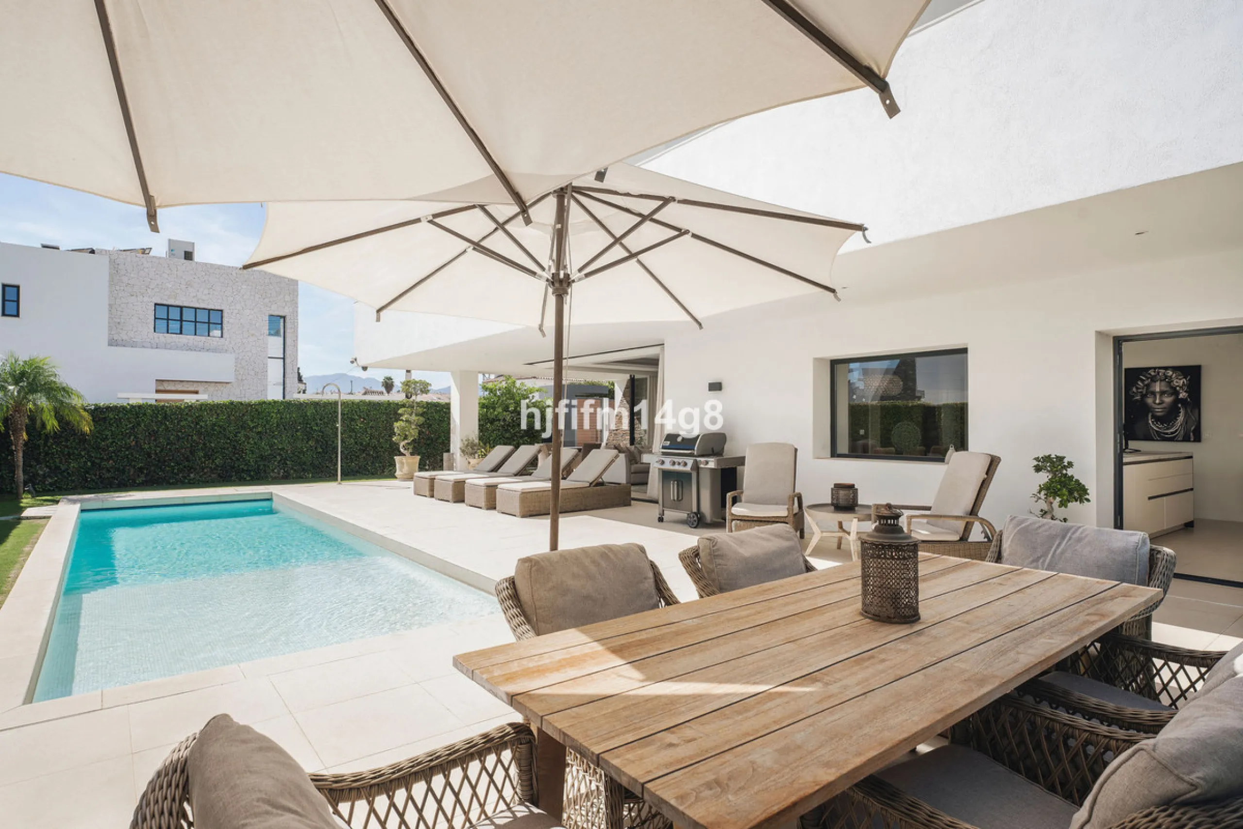 This gorgeous five-bedroom villa for sale is located just a short walk from the beach, offering the perfect blend of luxury, convenience, and coastal living. Situated in the desirable area of Linda Vista Baja, this villa is ideally positioned near the hea