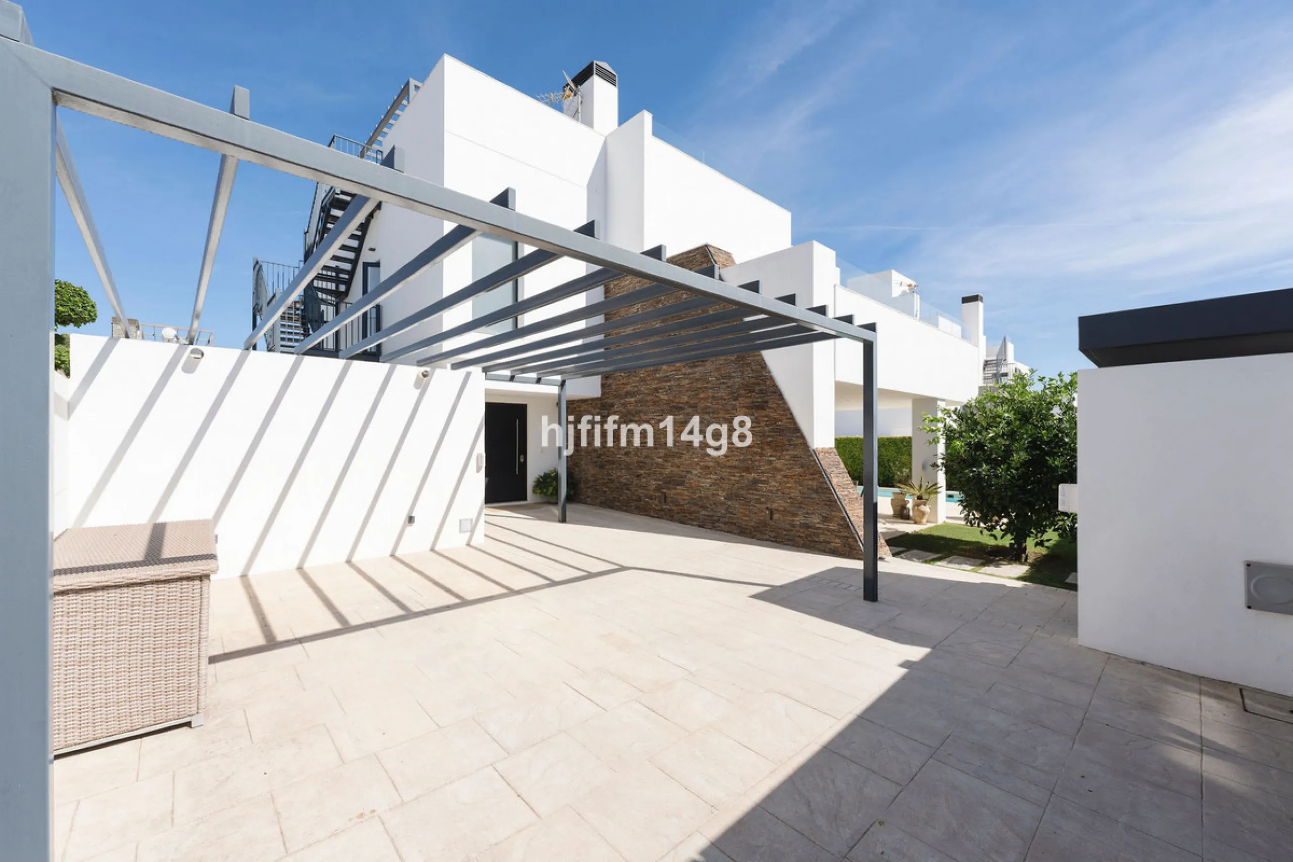 This gorgeous five-bedroom villa for sale is located just a short walk from the beach, offering the perfect blend of luxury, convenience, and coastal living. Situated in the desirable area of Linda Vista Baja, this villa is ideally positioned near the hea