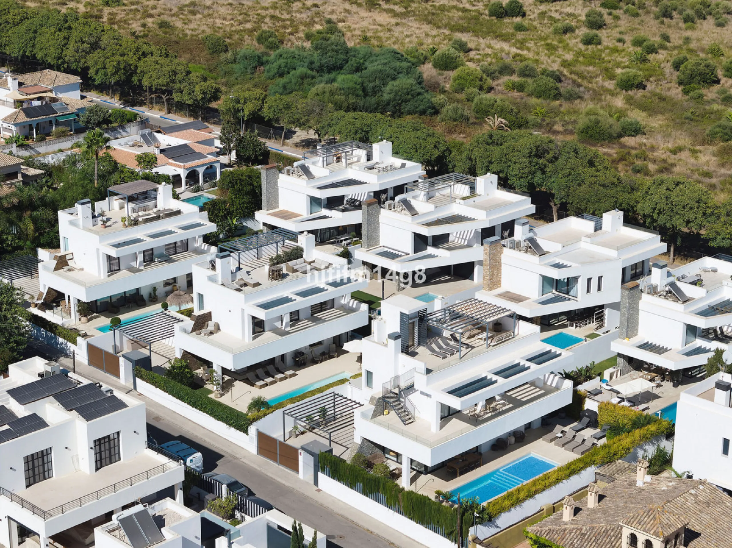 This gorgeous five-bedroom villa for sale is located just a short walk from the beach, offering the perfect blend of luxury, convenience, and coastal living. Situated in the desirable area of Linda Vista Baja, this villa is ideally positioned near the hea