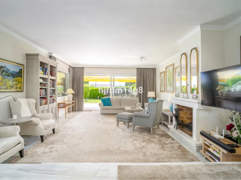Discover this rare opportunity to own a charming townhouse for sale in Los Altos de Aloha, one of the most desirable residential complexes in Nueva Andalucía, Marbella. Perfectly positioned frontline to the pool, this beautifully maintained property offer