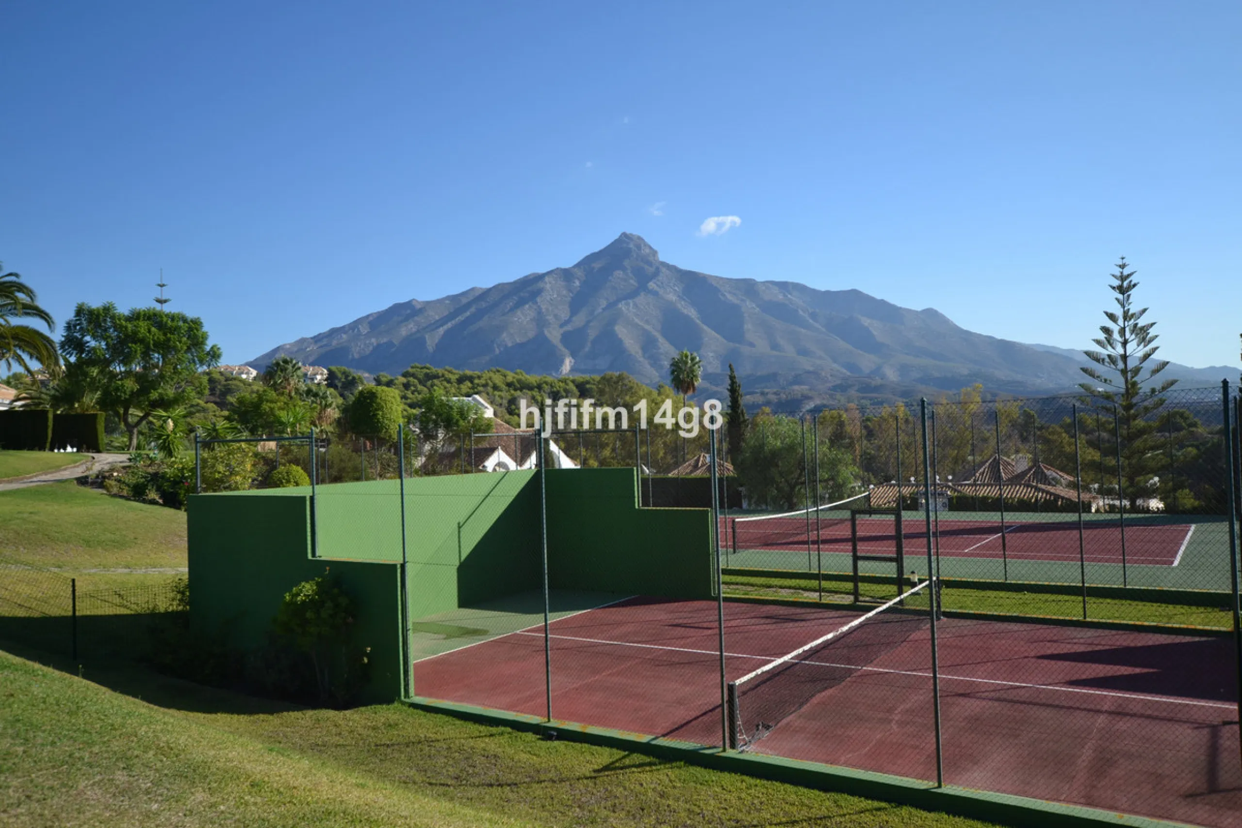 Discover this rare opportunity to own a charming townhouse for sale in Los Altos de Aloha, one of the most desirable residential complexes in Nueva Andalucía, Marbella. Perfectly positioned frontline to the pool, this beautifully maintained property offer