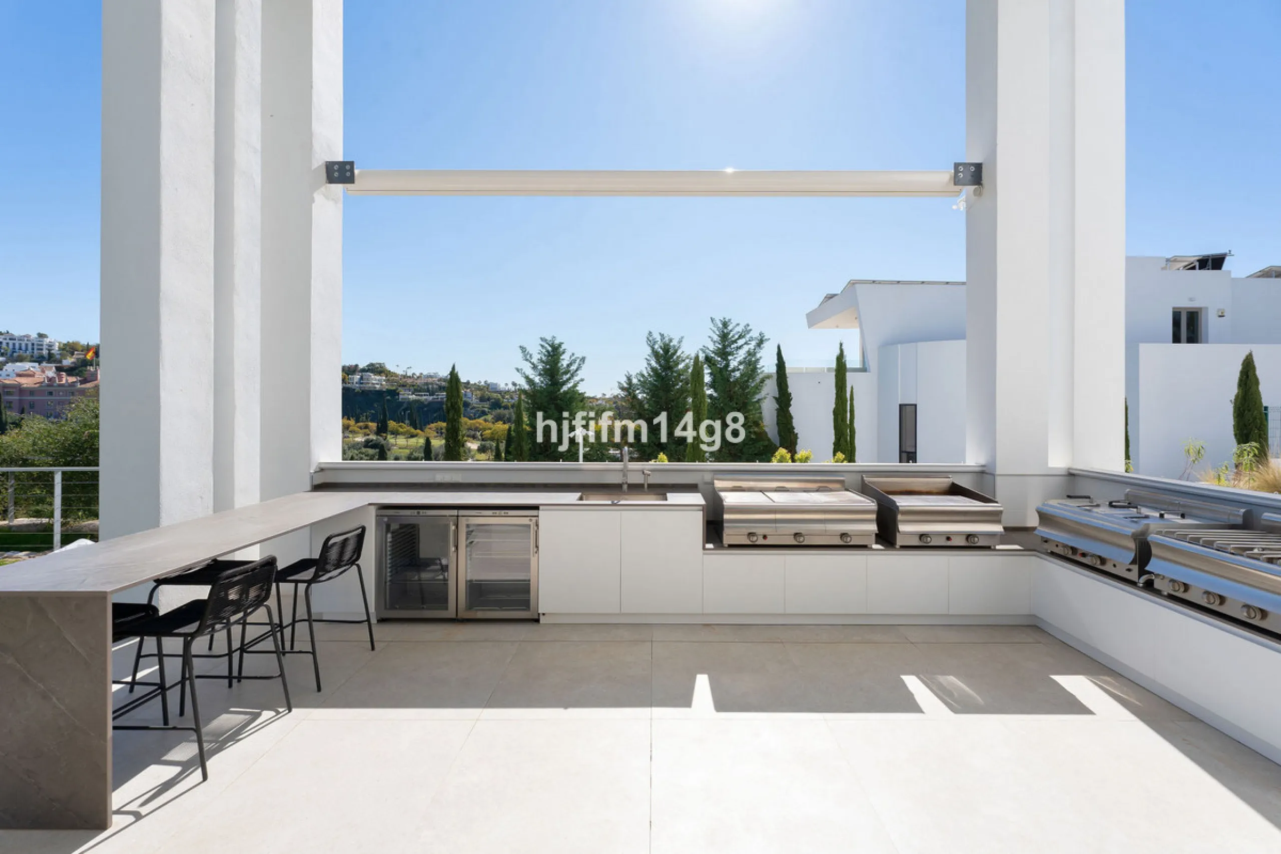 Discover an exceptional key-ready luxury villa for sale in the prestigious Los Flamingos Golf Resort, one of the most sought-after residential areas on the Costa del Sol, home to the world-famous Villa Padierna. This frontline golf property offers uninter