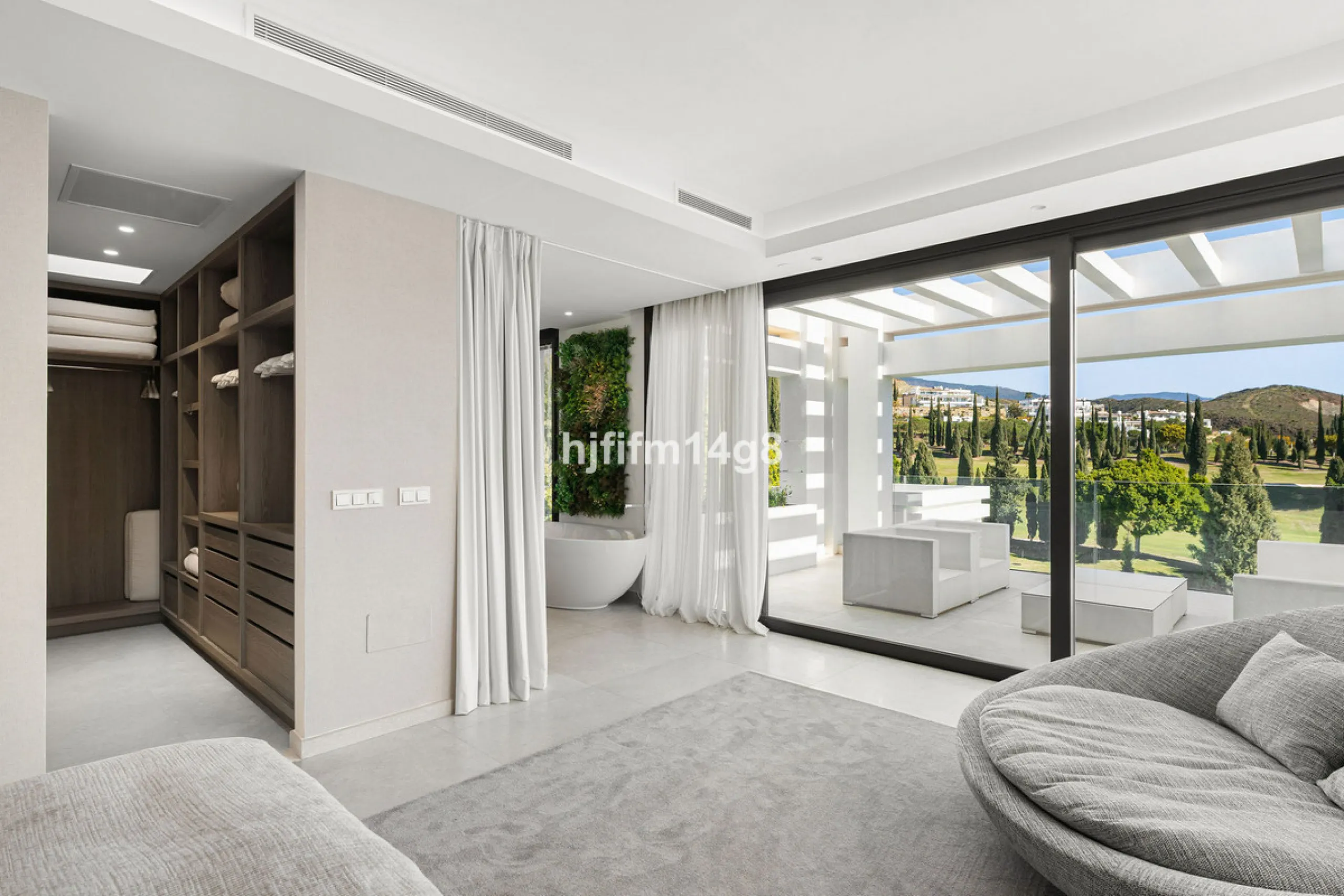 Discover an exceptional key-ready luxury villa for sale in the prestigious Los Flamingos Golf Resort, one of the most sought-after residential areas on the Costa del Sol, home to the world-famous Villa Padierna. This frontline golf property offers uninter