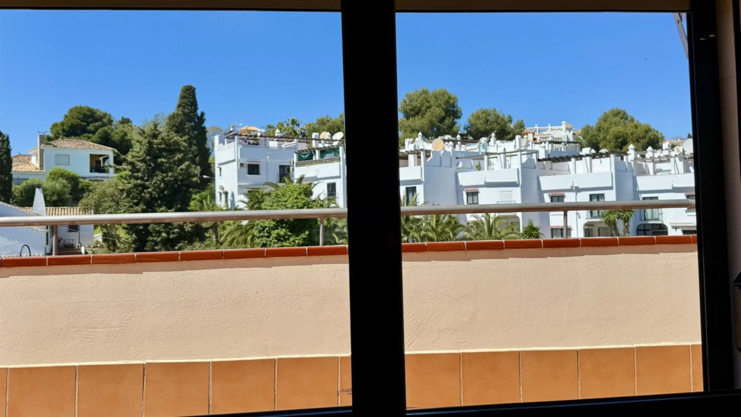 Apartment - Penthouse в продаже в Fuengirola, Málaga. В доме 2 спален и 2 ванных комнат. Площадь дома 85 м²