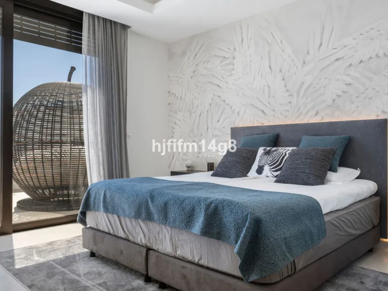 Discover an exceptional key-ready luxury villa for sale in the prestigious Los Flamingos Golf Resort, one of the most sought-after residential areas on the Costa del Sol, home to the world-famous Villa Padierna. This frontline golf property offers uninter