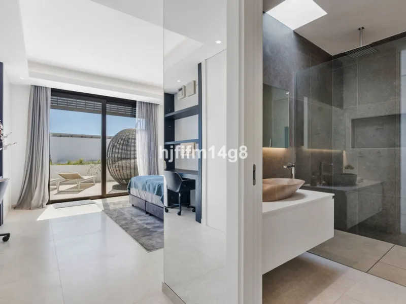 Discover an exceptional key-ready luxury villa for sale in the prestigious Los Flamingos Golf Resort, one of the most sought-after residential areas on the Costa del Sol, home to the world-famous Villa Padierna. This frontline golf property offers uninter