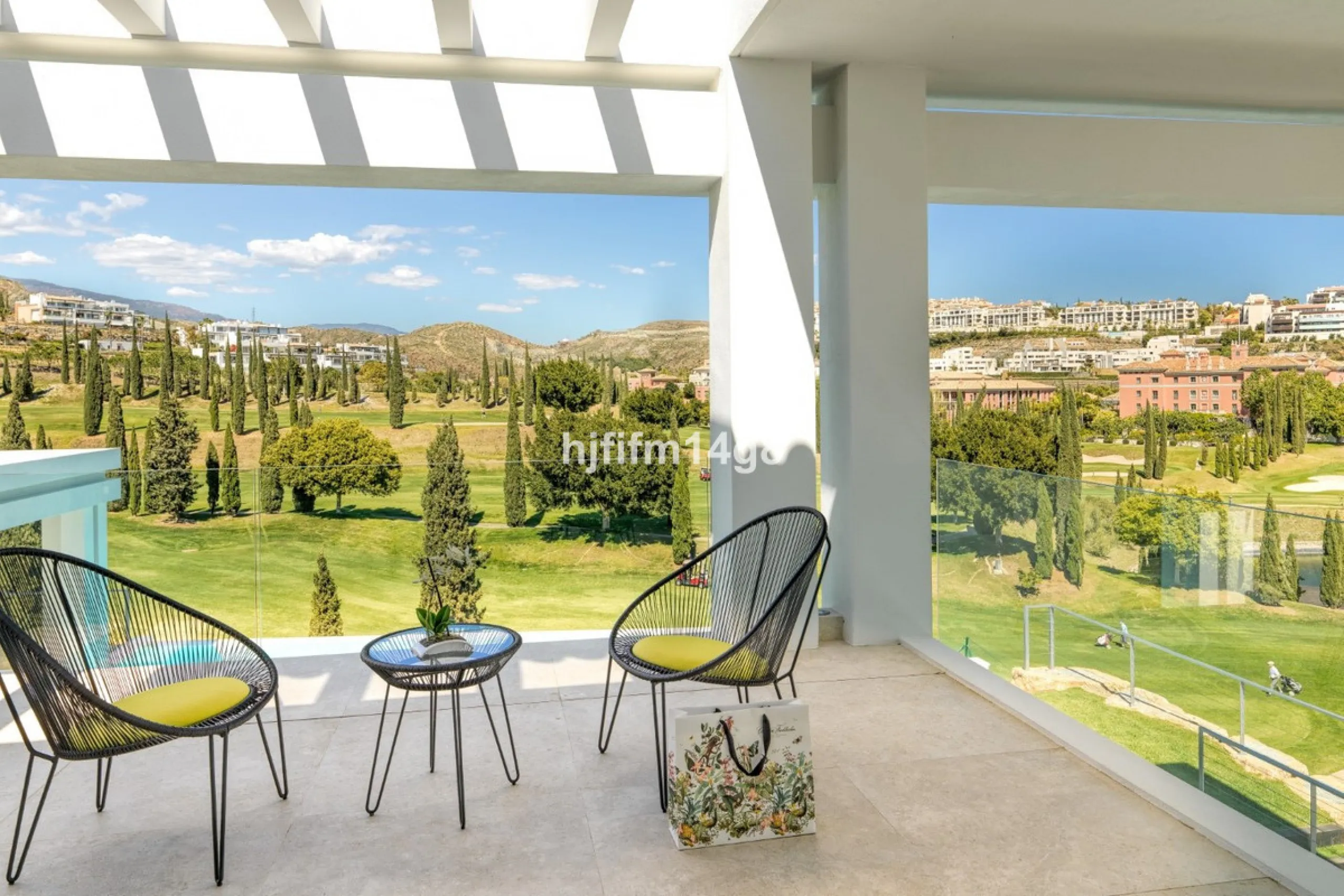 Discover an exceptional key-ready luxury villa for sale in the prestigious Los Flamingos Golf Resort, one of the most sought-after residential areas on the Costa del Sol, home to the world-famous Villa Padierna. This frontline golf property offers uninter