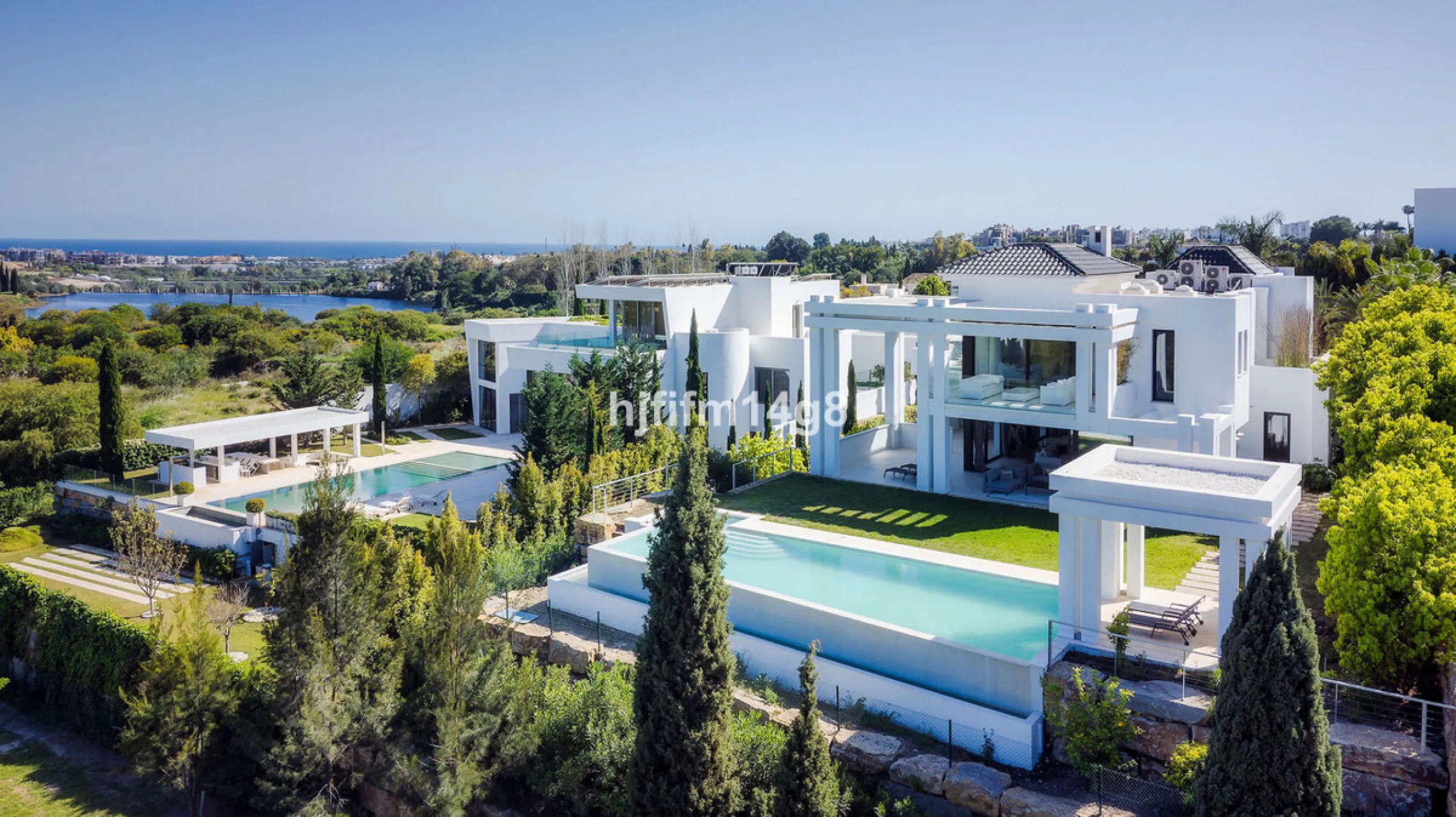 Discover an exceptional key-ready luxury villa for sale in the prestigious Los Flamingos Golf Resort, one of the most sought-after residential areas on the Costa del Sol, home to the world-famous Villa Padierna. This frontline golf property offers uninter