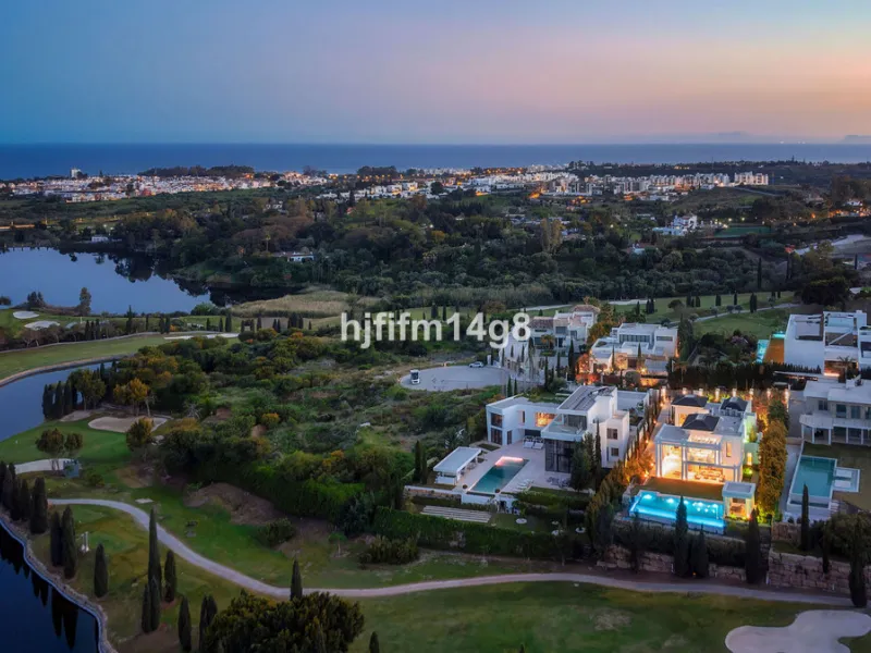 Discover an exceptional key-ready luxury villa for sale in the prestigious Los Flamingos Golf Resort, one of the most sought-after residential areas on the Costa del Sol, home to the world-famous Villa Padierna. This frontline golf property offers uninter