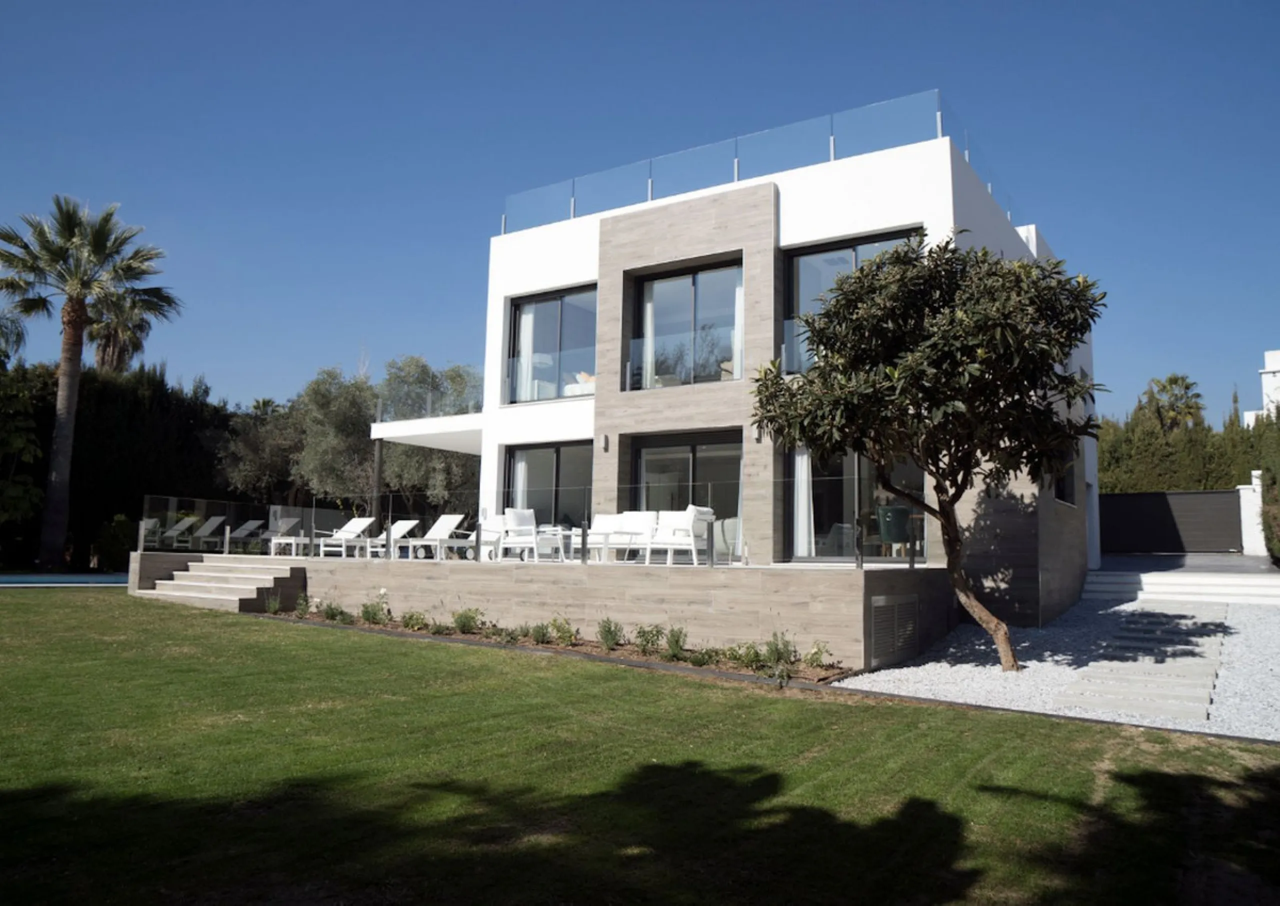 Stunning Luxury Villa for rent in Nueva Andalucia.