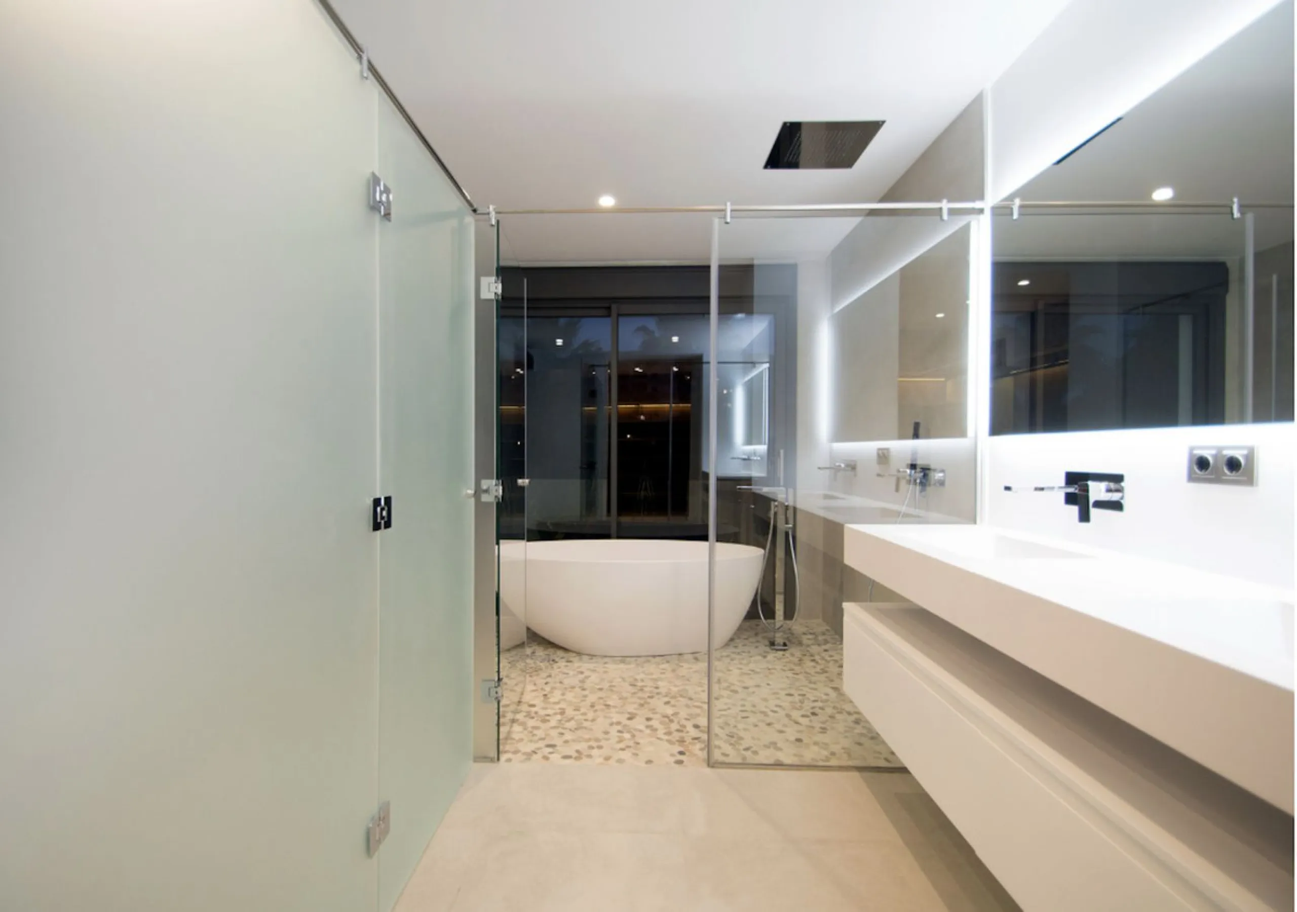 Stunning Luxury Villa for rent in Nueva Andalucia.