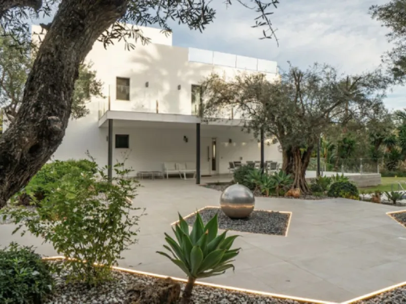 Stunning Luxury Villa for rent in Nueva Andalucia.