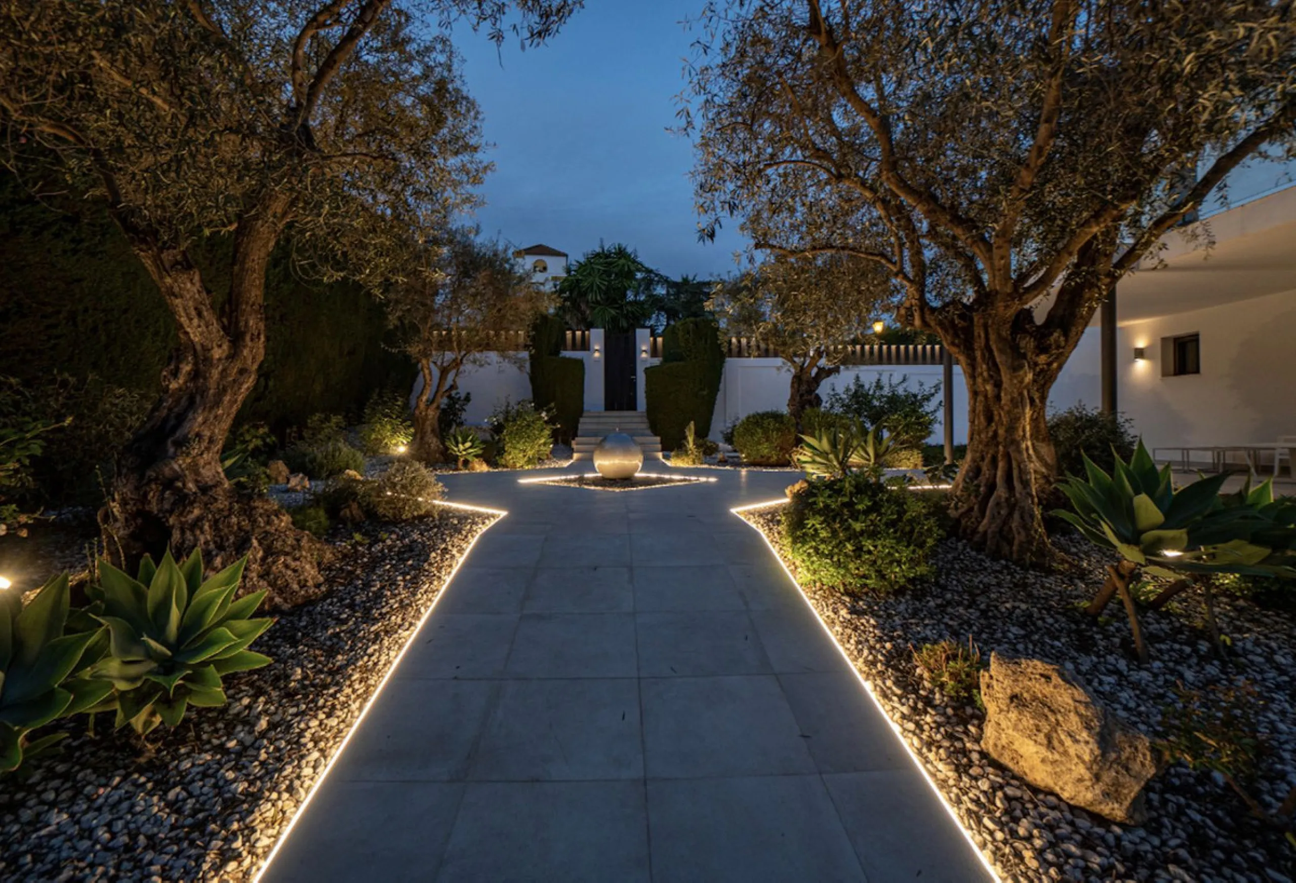 Stunning Luxury Villa for rent in Nueva Andalucia.