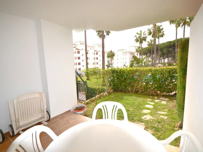 Gartenwohnung zu verkaufen in Mi Capricho – Calahonda, Mijas Costa
