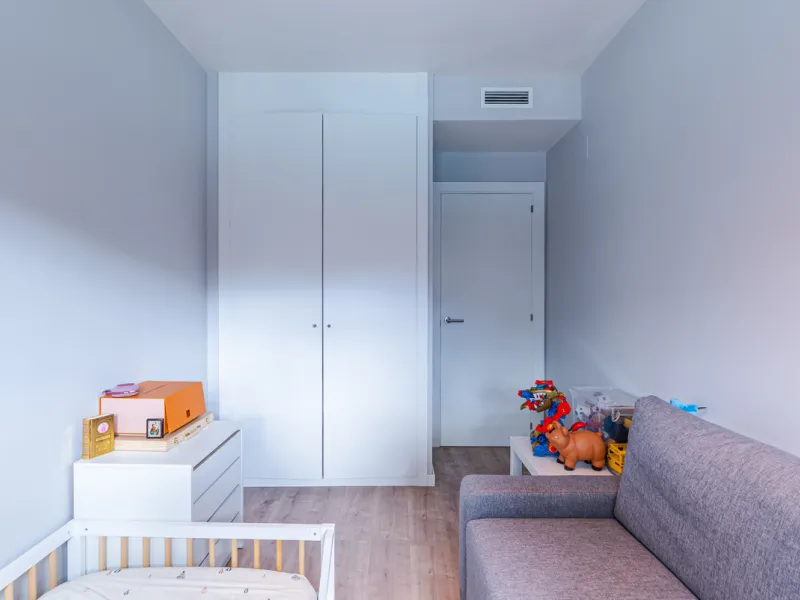 Discover a modern, light-filled 3-bedroom apartment designed for effortless Mediterranean living. Located in one of Mijas Costa's most dynamic and fast-growing areas, this elegant residence offers the perfect balance between comfort, convenience, and inve