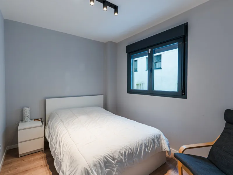 Discover a modern, light-filled 3-bedroom apartment designed for effortless Mediterranean living. Located in one of Mijas Costa's most dynamic and fast-growing areas, this elegant residence offers the perfect balance between comfort, convenience, and inve