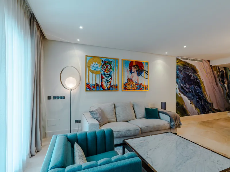 Apartment - Middle Floor Apartment в продаже в Estepona, Málaga. В доме 3 спален и 3 ванных комнат. Площадь дома 224 м²