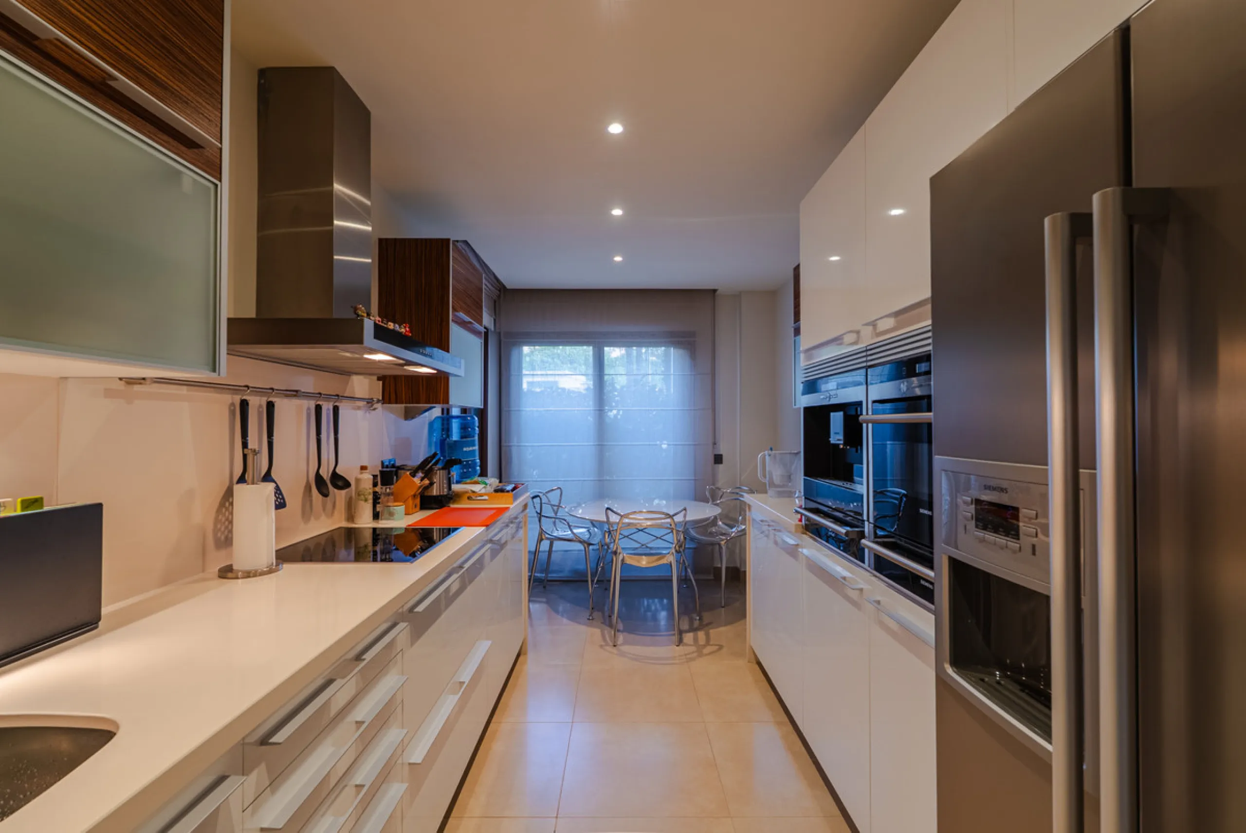 Apartment - Middle Floor Apartment в продаже в Estepona, Málaga. В доме 3 спален и 3 ванных комнат. Площадь дома 224 м²