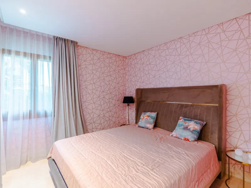 Apartment - Middle Floor Apartment в продаже в Estepona, Málaga. В доме 3 спален и 3 ванных комнат. Площадь дома 224 м²