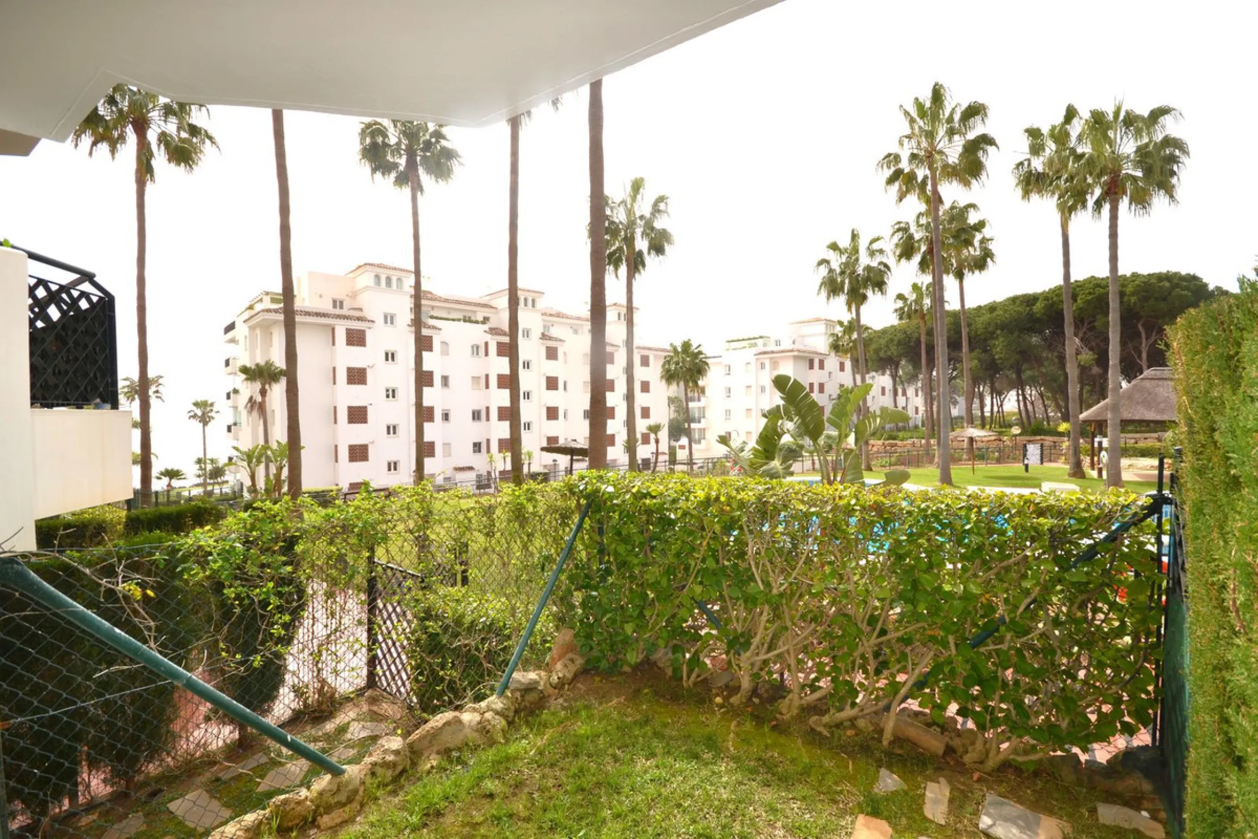 Gartenwohnung zu verkaufen in Mi Capricho – Calahonda, Mijas Costa