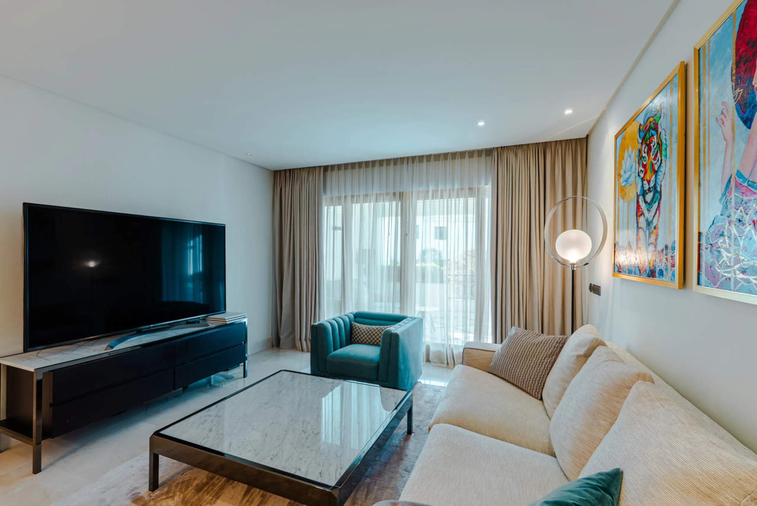 Apartment - Middle Floor Apartment в продаже в Estepona, Málaga. В доме 3 спален и 3 ванных комнат. Площадь дома 224 м²