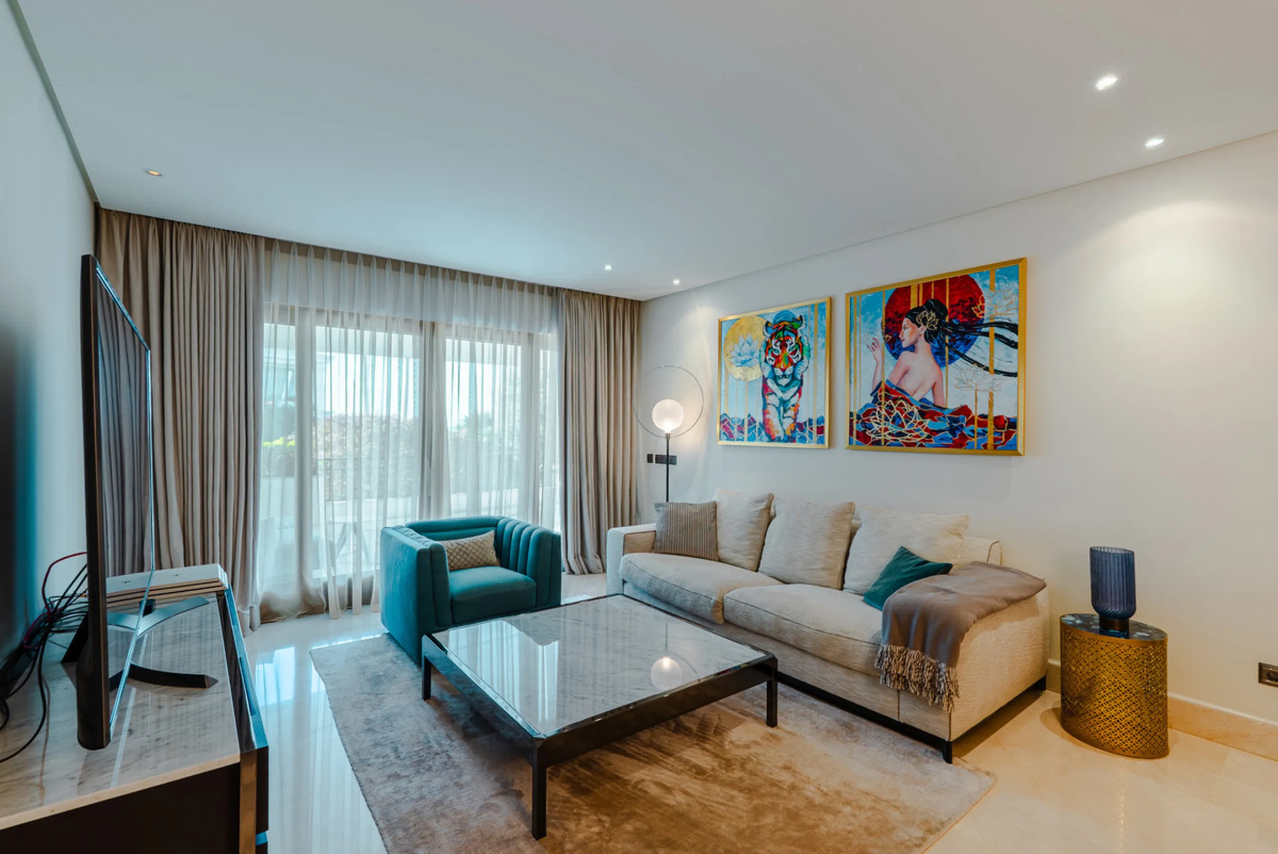 Apartment - Middle Floor Apartment в продаже в Estepona, Málaga. В доме 3 спален и 3 ванных комнат. Площадь дома 224 м²