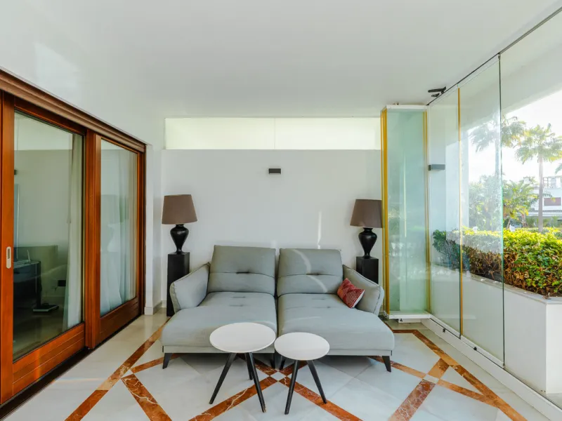 Apartment - Middle Floor Apartment в продаже в Estepona, Málaga. В доме 3 спален и 3 ванных комнат. Площадь дома 224 м²