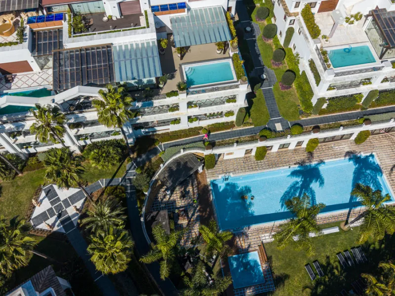Apartment - Middle Floor Apartment в продаже в Estepona, Málaga. В доме 3 спален и 3 ванных комнат. Площадь дома 224 м²