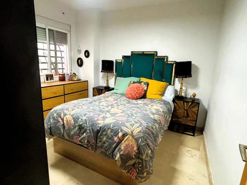 Apartment - Ground Floor Apartment в продаже в Málaga, Málaga. В доме 3 спален и 2 ванных комнат. Площадь дома 86 м²