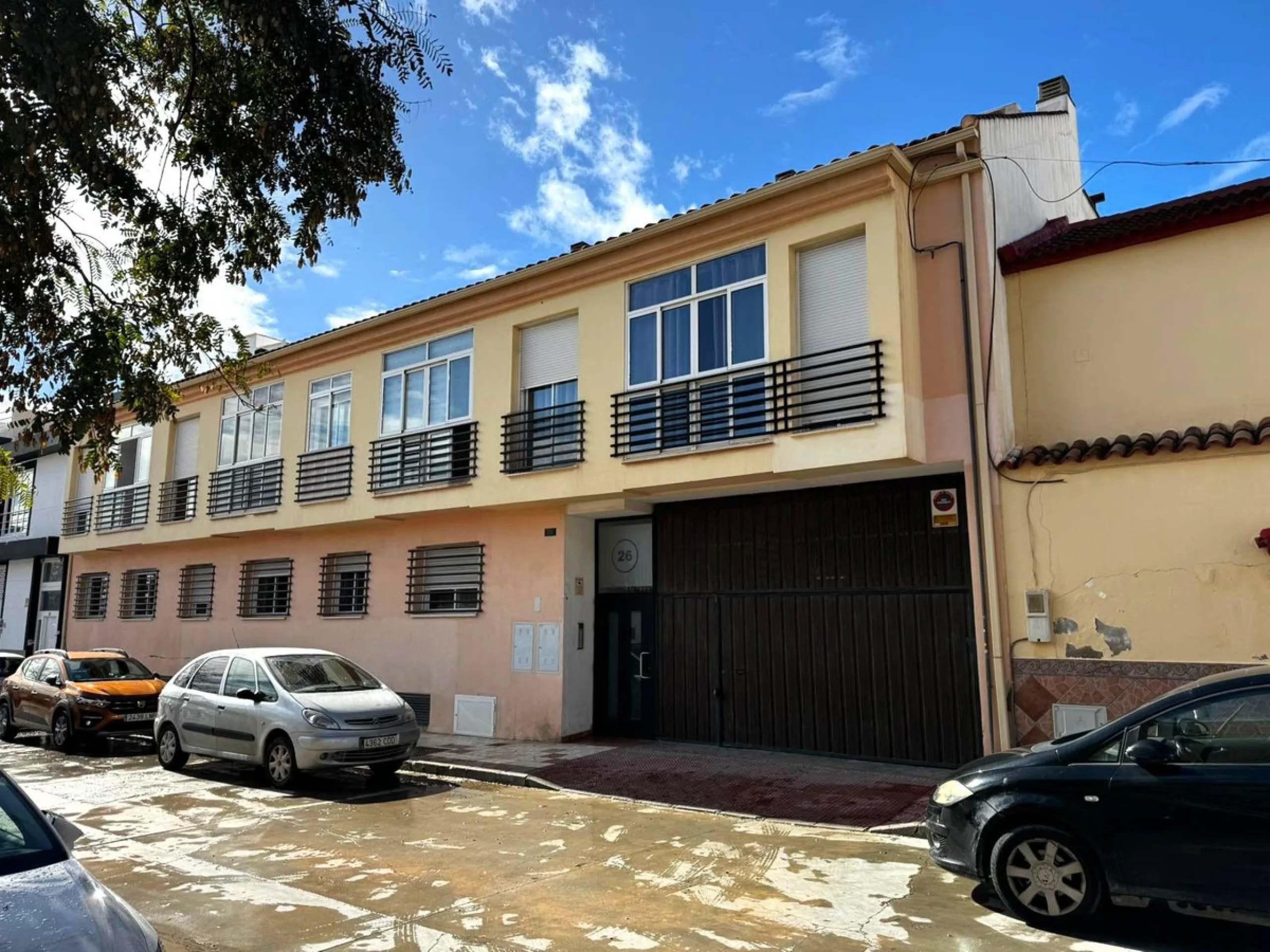 Apartment - Ground Floor Apartment в продаже в Málaga, Málaga. В доме 3 спален и 2 ванных комнат. Площадь дома 86 м²