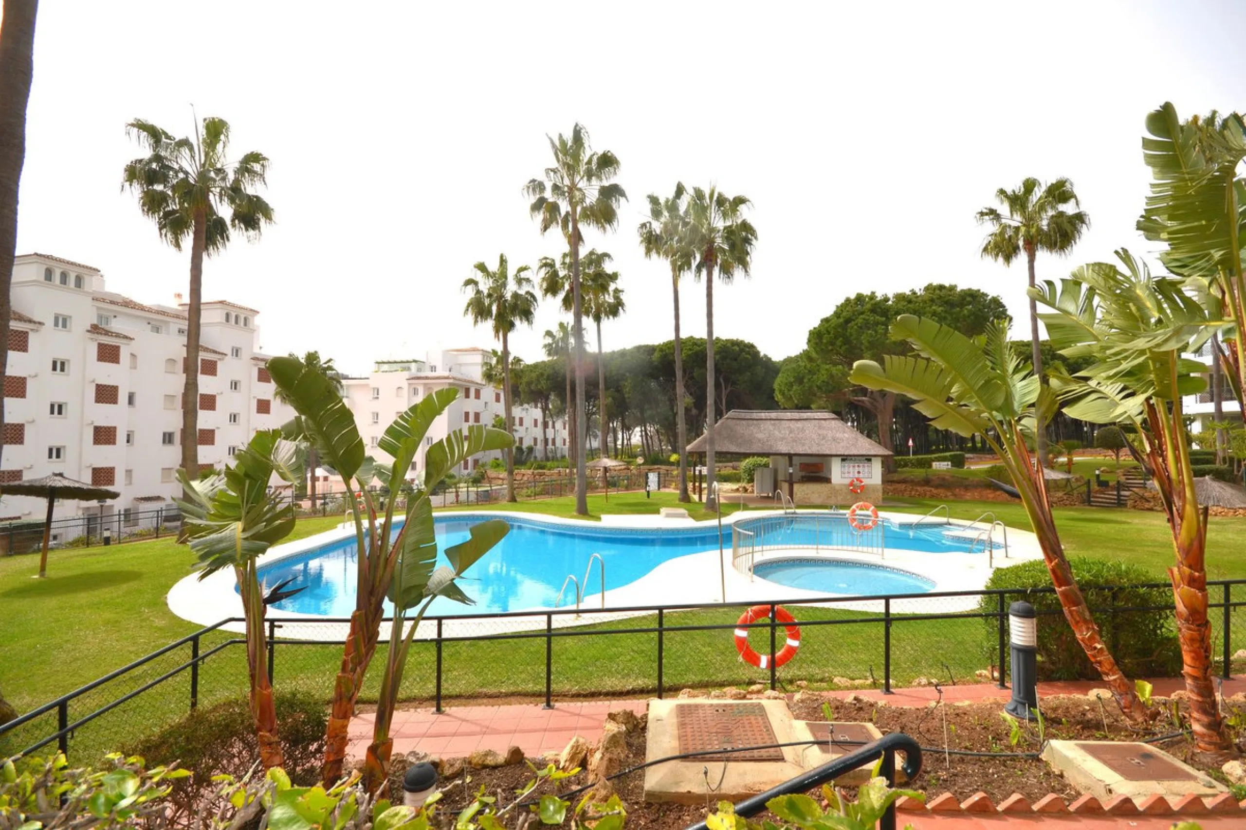 Gartenwohnung zu verkaufen in Mi Capricho – Calahonda, Mijas Costa