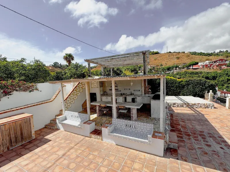 Situated in one of Nerja's most desirable residential areas, this exceptional villa enjoys the best of both worlds - peaceful countryside surroundings with spectacular sea views, while remaining just minutes from the heart of town. Located only 750m from 