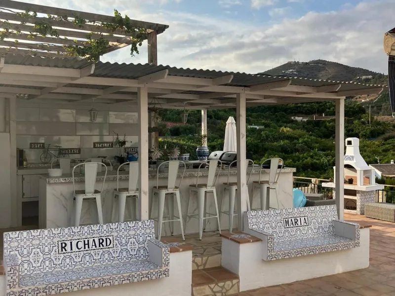 Situated in one of Nerja's most desirable residential areas, this exceptional villa enjoys the best of both worlds - peaceful countryside surroundings with spectacular sea views, while remaining just minutes from the heart of town. Located only 750m from 