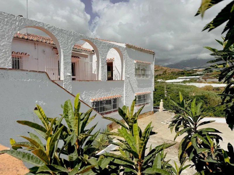 Situated in one of Nerja's most desirable residential areas, this exceptional villa enjoys the best of both worlds - peaceful countryside surroundings with spectacular sea views, while remaining just minutes from the heart of town. Located only 750m from 