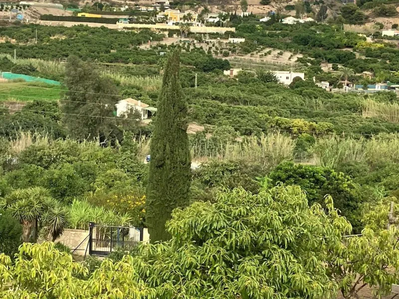 Situated in one of Nerja's most desirable residential areas, this exceptional villa enjoys the best of both worlds - peaceful countryside surroundings with spectacular sea views, while remaining just minutes from the heart of town. Located only 750m from 