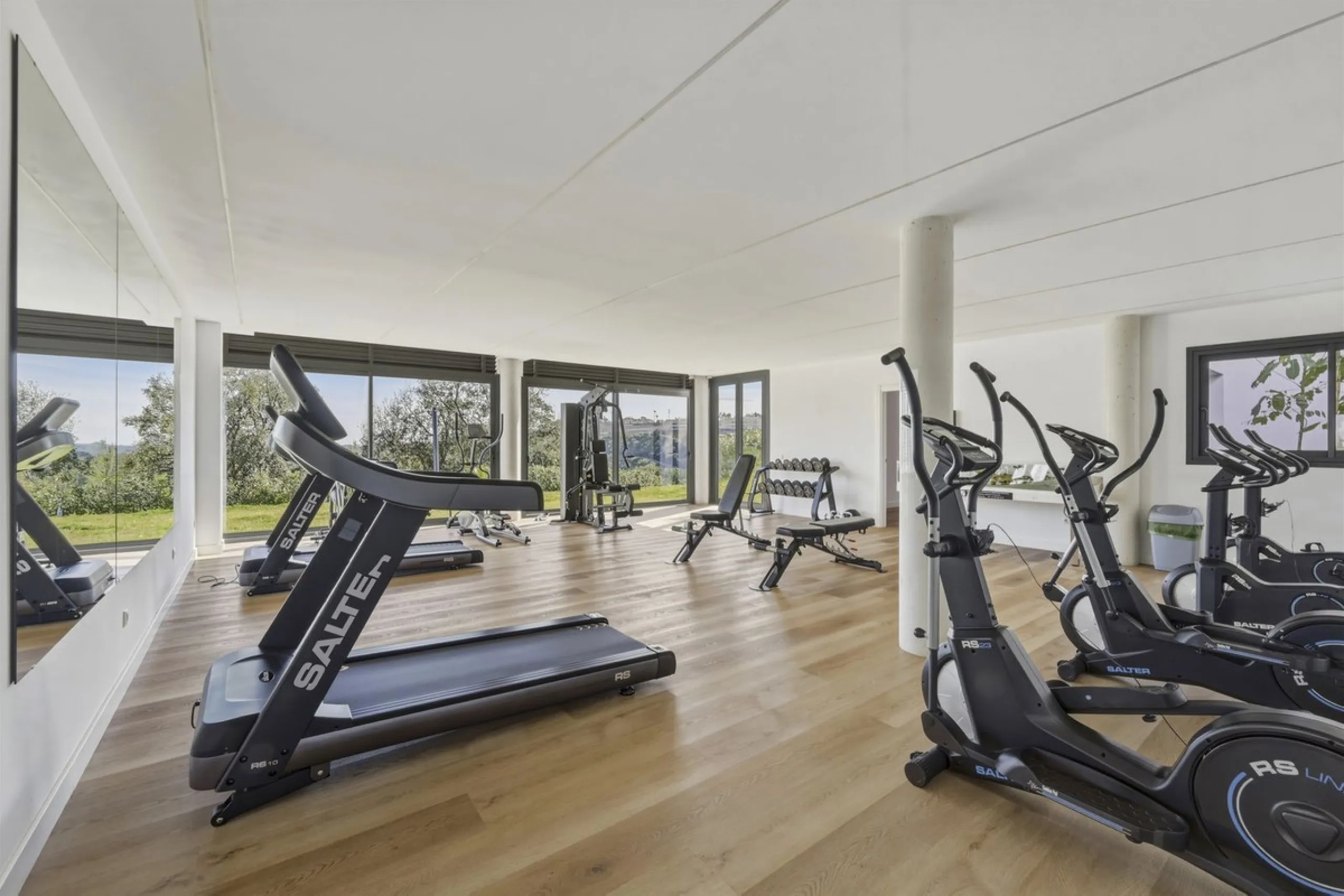 Apartment - Middle Floor Apartment в продаже в Mijas, Málaga. В доме 2 спален и 2 ванных комнат. Площадь дома 89 м²
