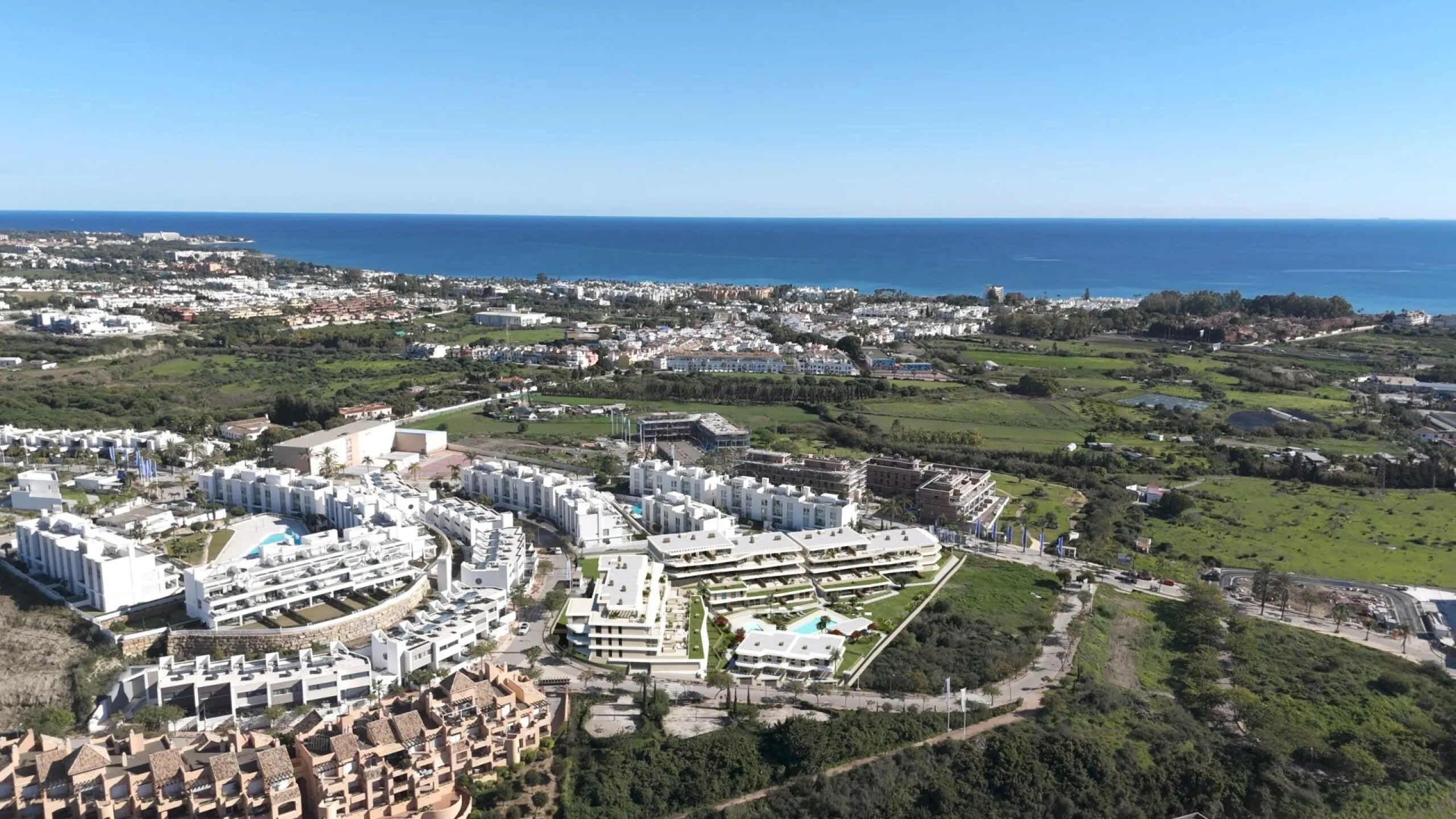 New Build Apartments in Cancelada, Estepona – Luxury and Nature on the New Golden Mile& & Exclusive Residential Development with Mediterranean Views& Discover this new build development located in Cancelada, one of the most sought-after areas of 