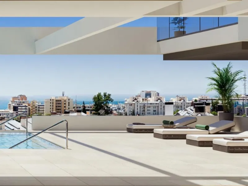 Luxury New Build Apartments in Fuengirola Costa del Sol& & Contemporary Living in a Prime Fuengirola Location& This exclusive new residential development is located in the heart of the Costa del Sol, in Fuengirola, one of the most dynamic and wel