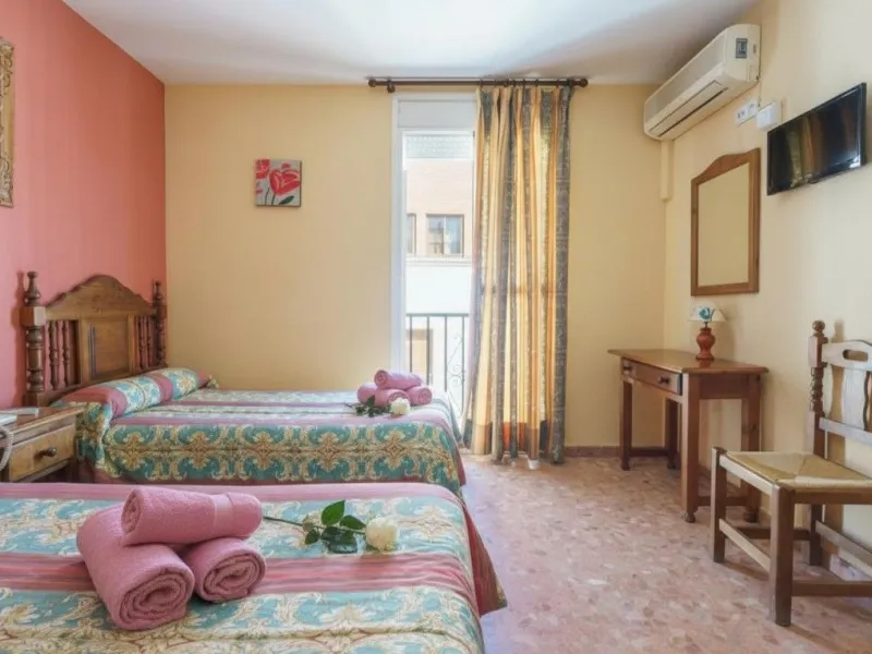 ????️ Charming Hotel with Guaranteed Profitability in the Heart of Ronda