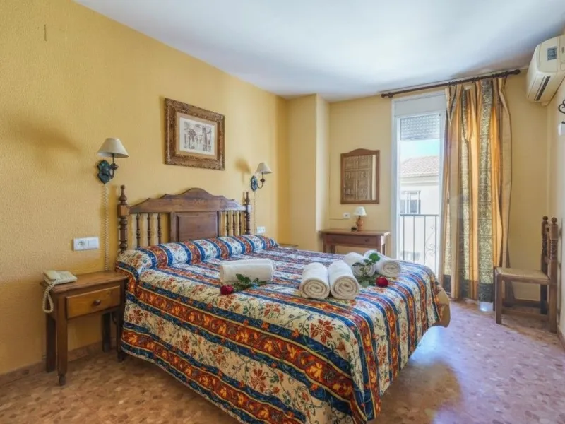 ????️ Charming Hotel with Guaranteed Profitability in the Heart of Ronda