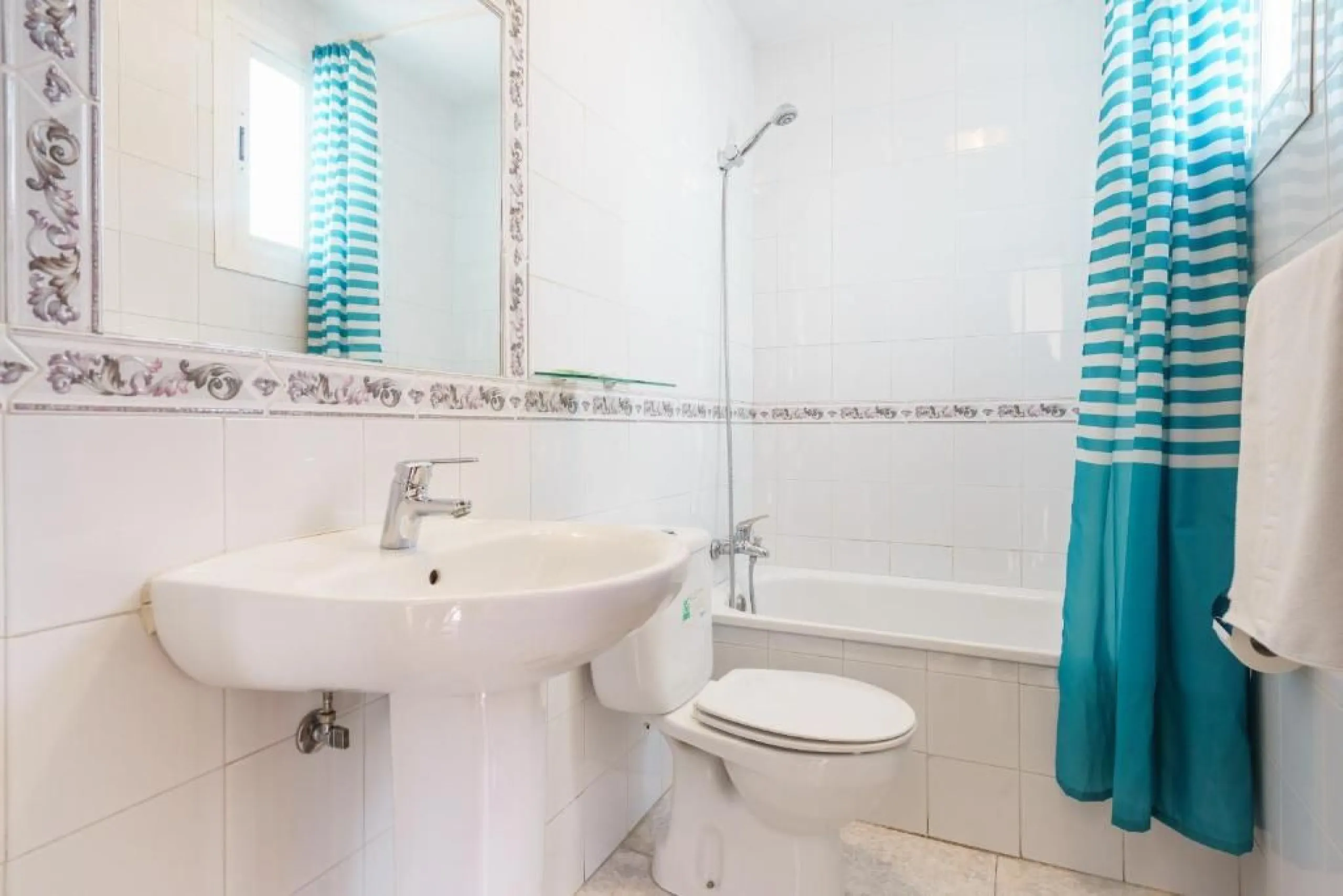 ????️ Charming Hotel with Guaranteed Profitability in the Heart of Ronda