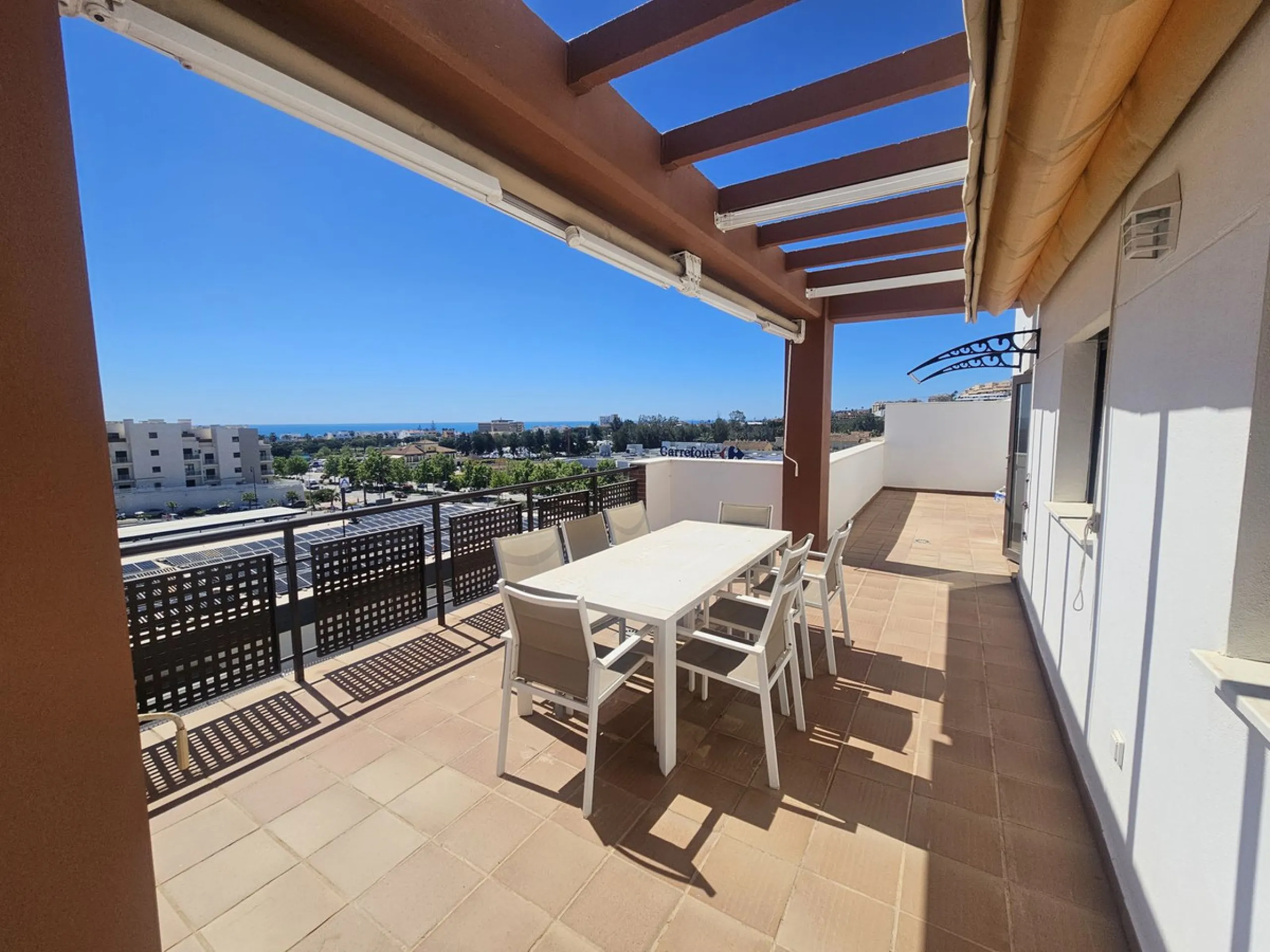 Spectacular Penthouse with Dual Terraces & Panoramic Sea Views – La Cala de Mijas