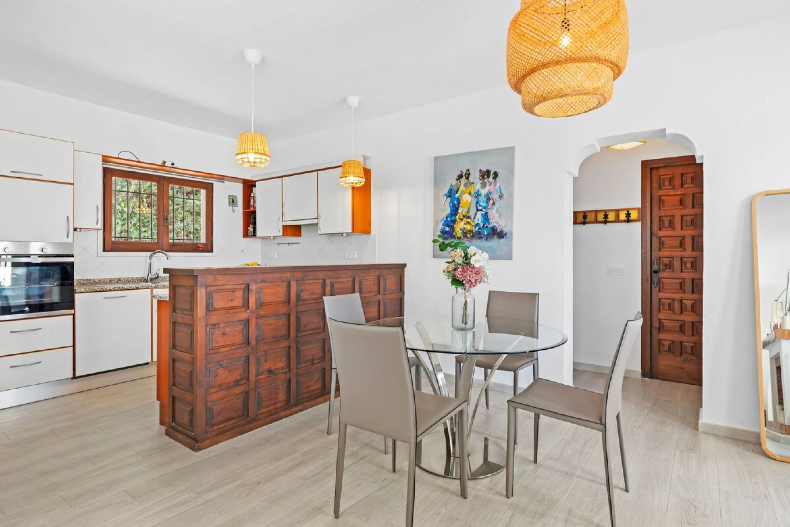 In a well-established and peaceful residential area, this villa enjoys an elevated position that allows for truly stunning open views of the Mediterranean and an uncommon level of privacy.
