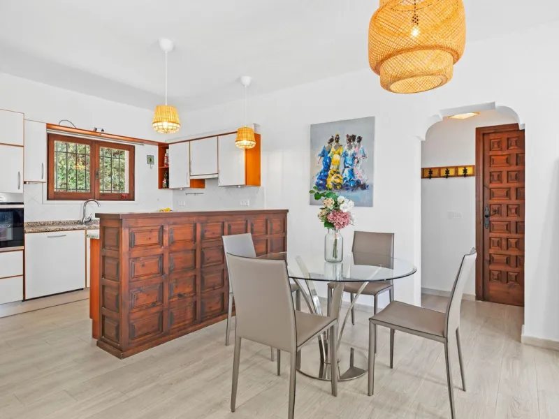 In a well-established and peaceful residential area, this villa enjoys an elevated position that allows for truly stunning open views of the Mediterranean and an uncommon level of privacy.