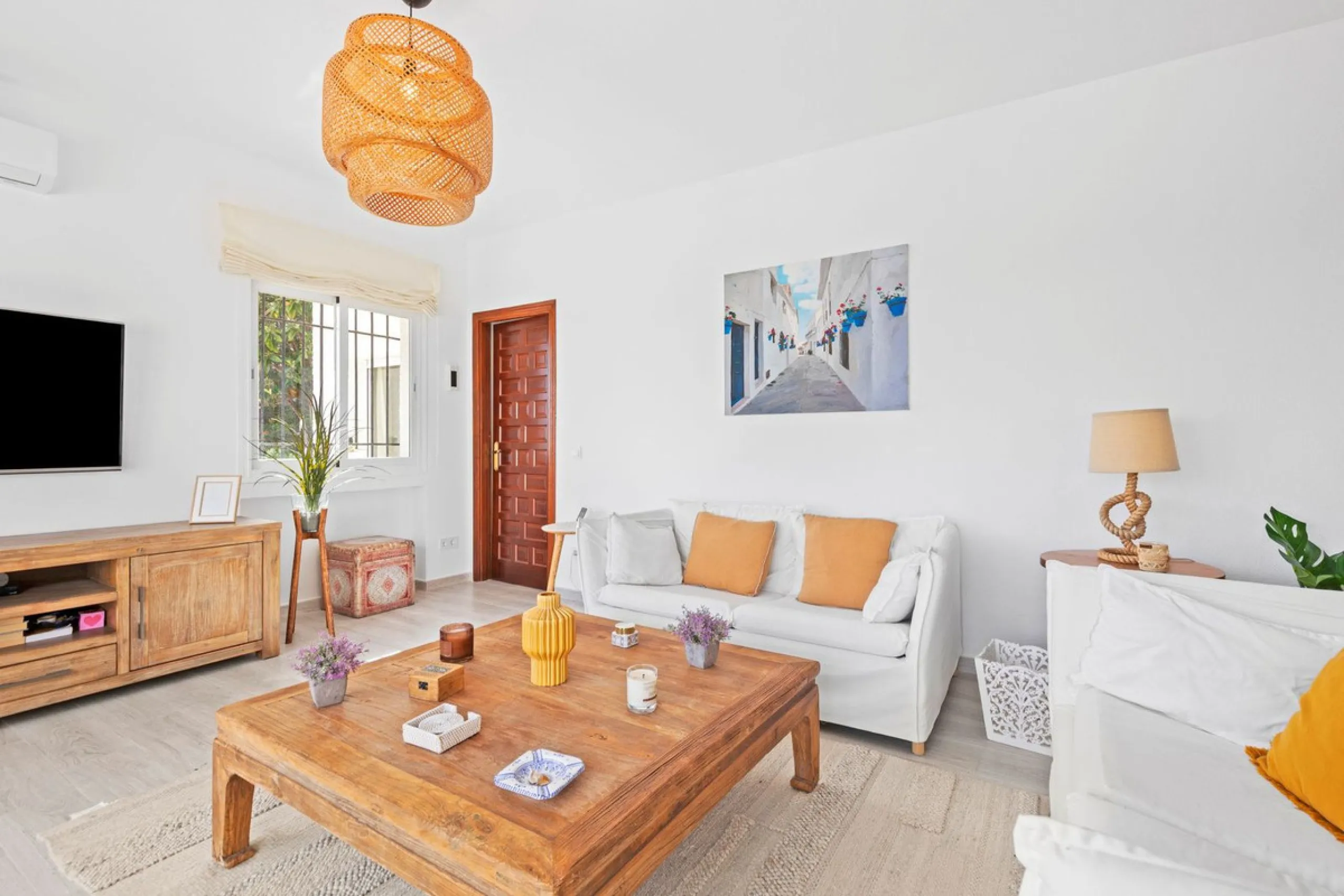 In a well-established and peaceful residential area, this villa enjoys an elevated position that allows for truly stunning open views of the Mediterranean and an uncommon level of privacy.