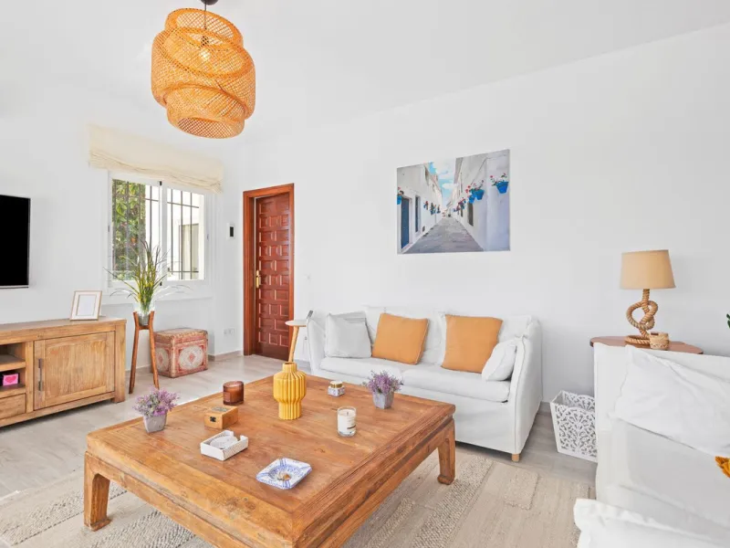 In a well-established and peaceful residential area, this villa enjoys an elevated position that allows for truly stunning open views of the Mediterranean and an uncommon level of privacy.