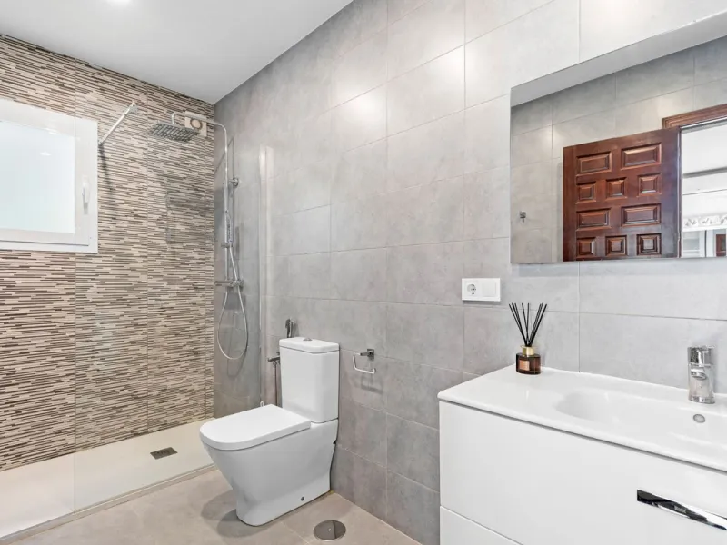In a well-established and peaceful residential area, this villa enjoys an elevated position that allows for truly stunning open views of the Mediterranean and an uncommon level of privacy.