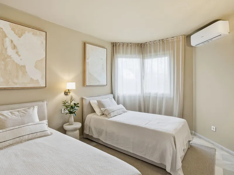 Апартамент средний этаж, Calahonda, Costa del Sol