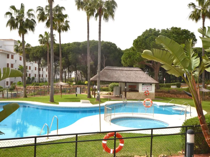 Gartenwohnung zu verkaufen in Mi Capricho – Calahonda, Mijas Costa